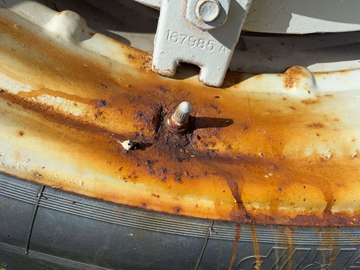 cockshutt-1555-image-100