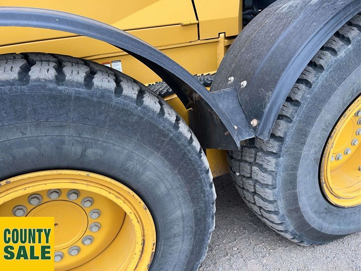 2020-deere-872gp-image-9