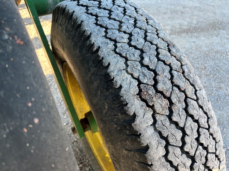 2004-john-deere-1790-image-42