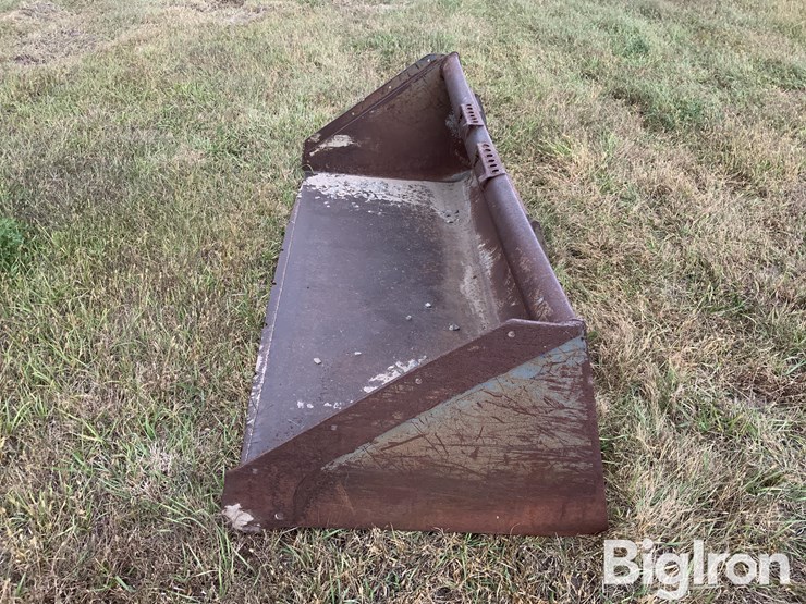 skid-steer-loader-bucket-image-8