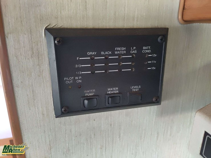 1996-chevrolet-p30-image-38