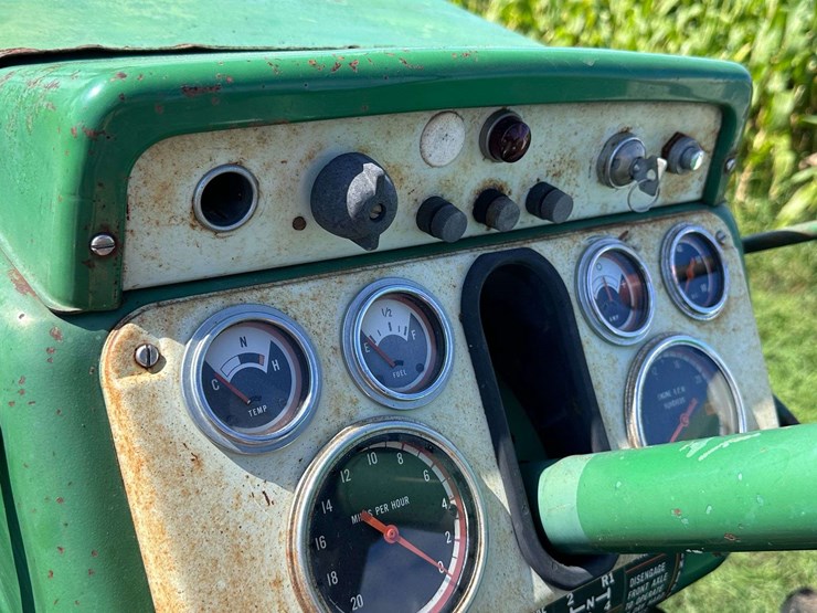 1950-oliver-1950-image-52