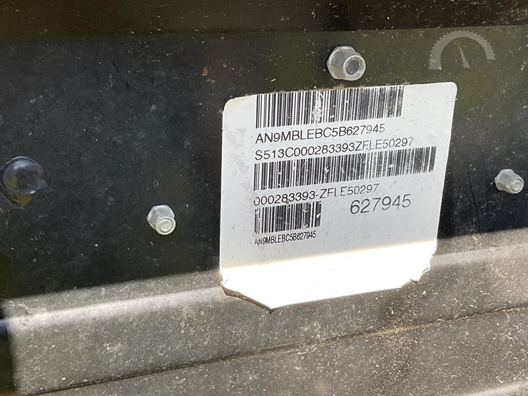 2016-new-holland-t4.100-image-3