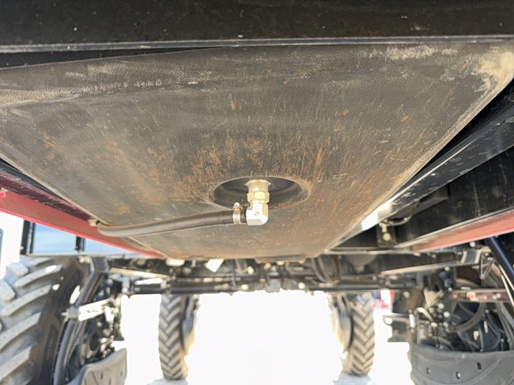 2023-case-ih-4350-patriot--sprayer-image-33