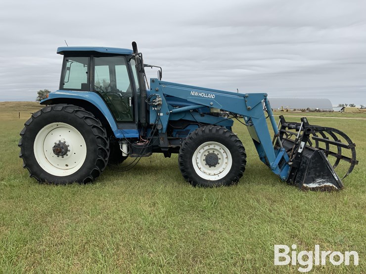 1997-new-holland-8670-image-4