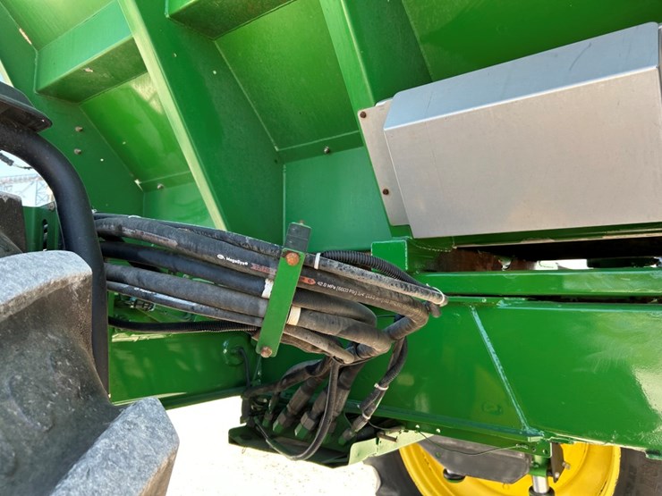 2012-john-deere-4940-image-79