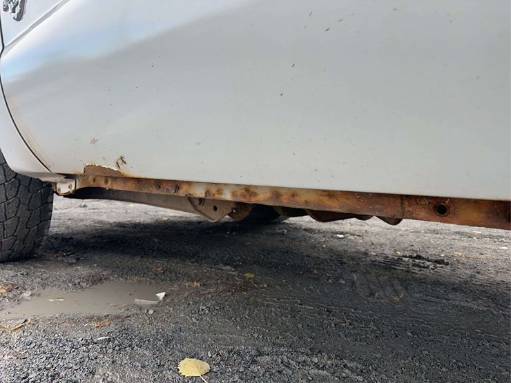 2014-ford-f350-xl-image-17