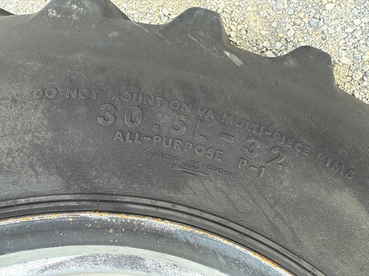 1990-case-ih-1660-image-36