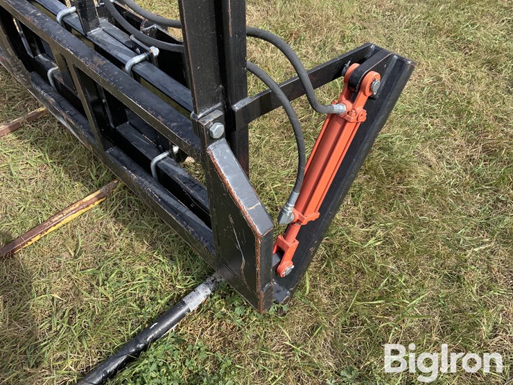 mds-hc233eb-bale-stabber-w/hydraulic-push-off-image-9