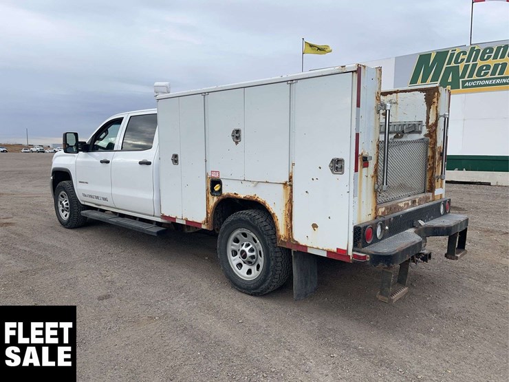 2018-gmc-sierra-3500hd-image-3