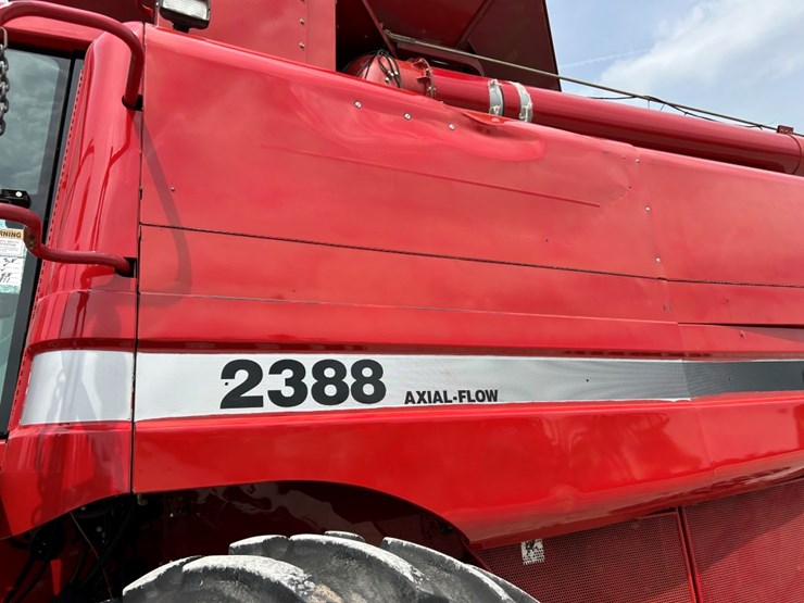 2006-case-ih-2388-image-9