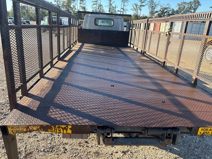 #24417-•-2007-isuza-nqr-flatbed-truck-image-6