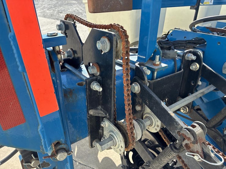 2014-kinze-3000-image-55