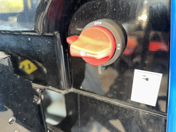 2023-new-holland-sp.310f-image-190