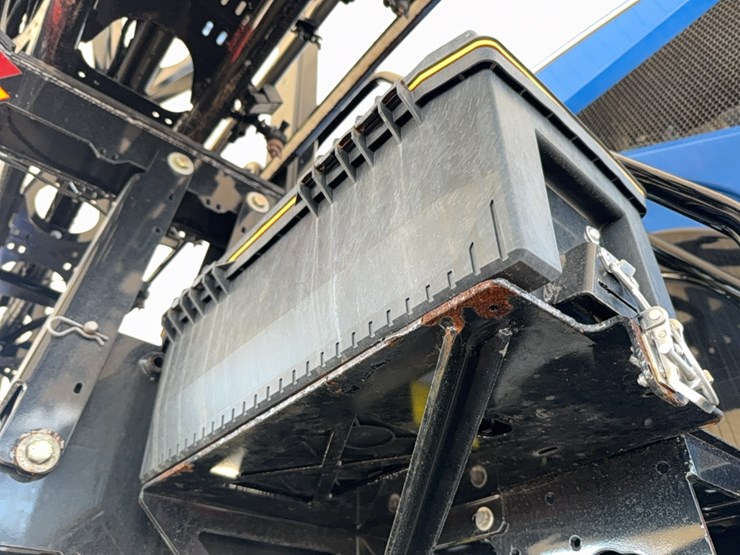 2023-new-holland-sp.310f-image-192