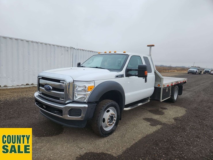 2015-ford-f550-image-1