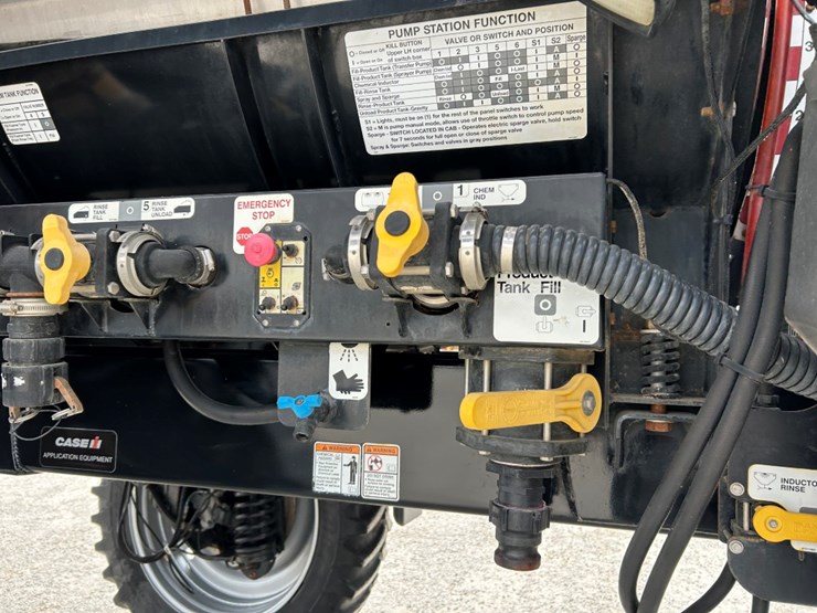 2014-case-ih-3200b-image-99