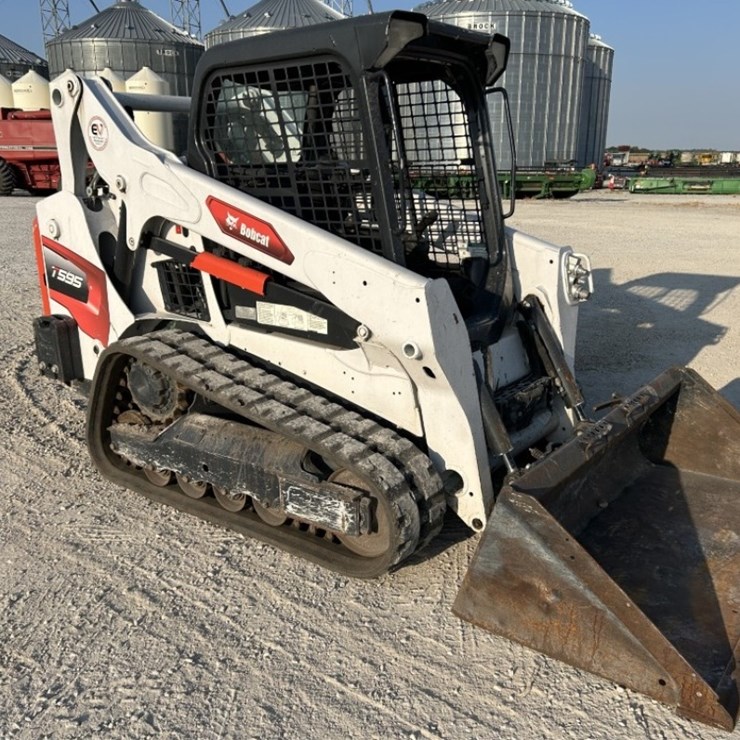 BOBCAT T595