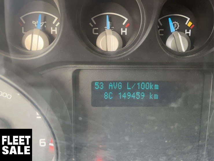 2012-ford-f550-image-23