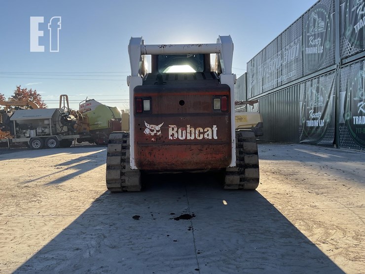2005-bobcat-t300-image-3