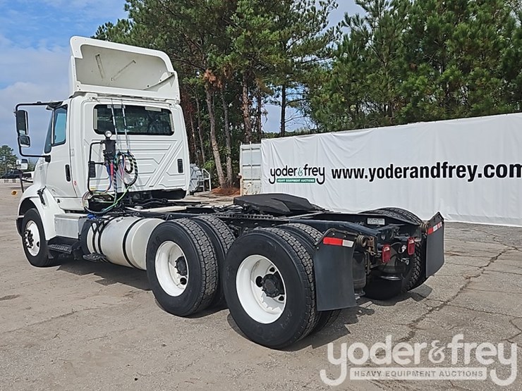 2017-international-8600-image-3