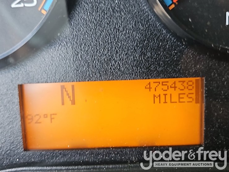 2017-international-8600-image-48