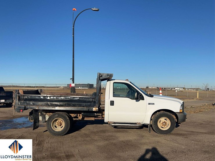 2004-ford-f350-image-21