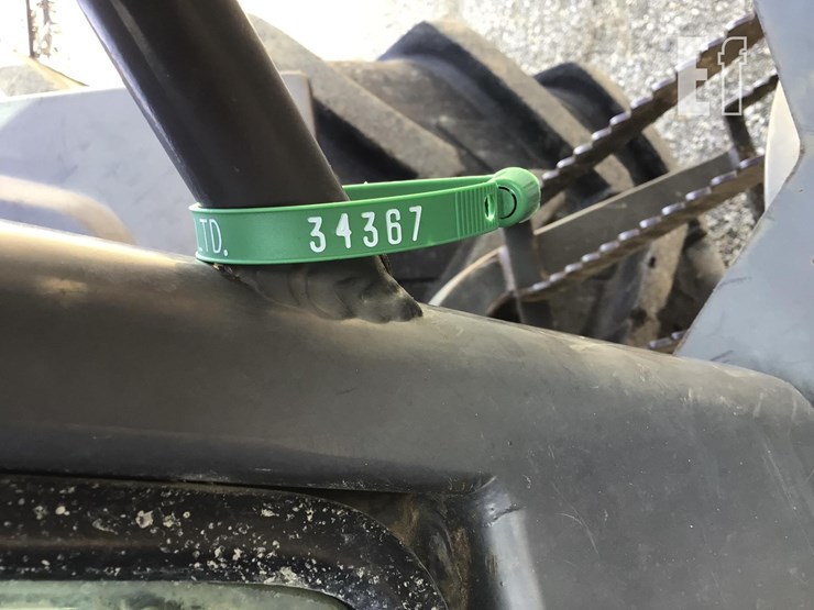 2001-renault-cergos-355-image-25