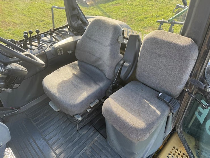 john-deere-11-image-40