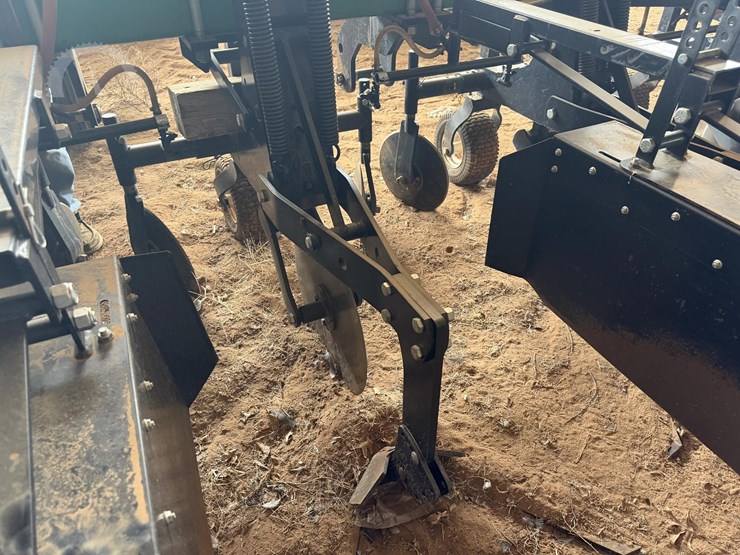 2021-b-&-h-9100-image-15