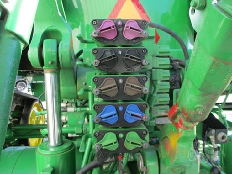 2013-john-deere-8360rt-image-66