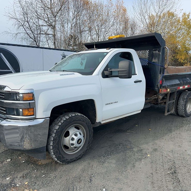 2015 CHEVROLET 3500HD