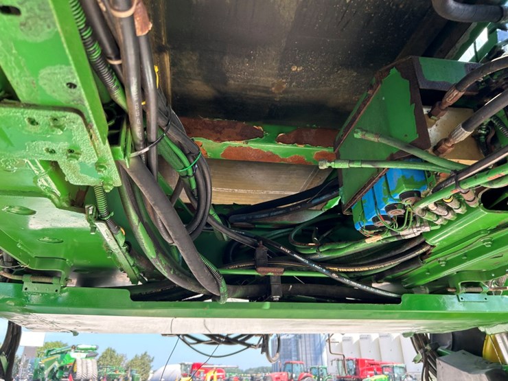 2012-john-deere-4940-image-68