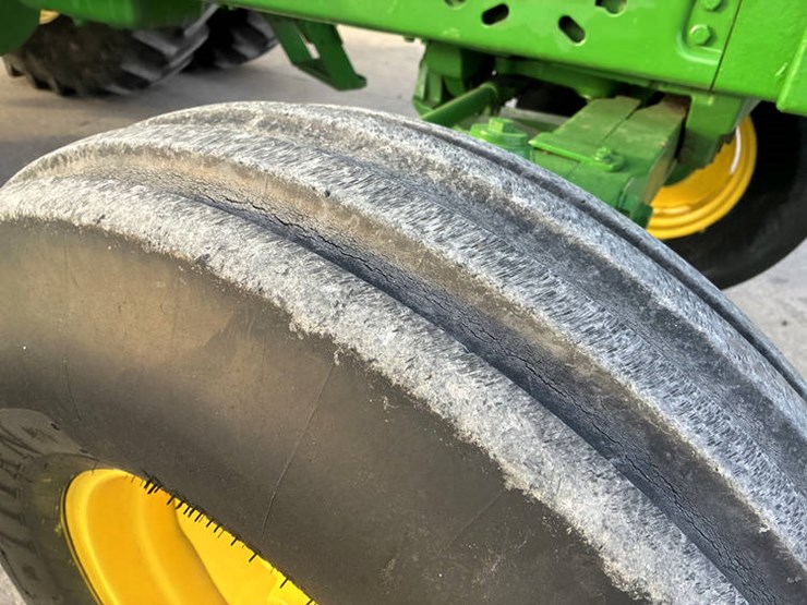 1994-john-deere-4560-image-43