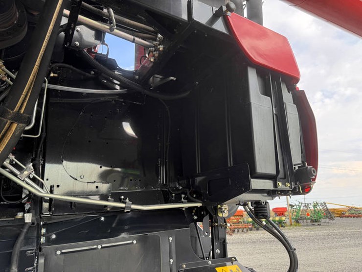 2023-case-ih-8250-image-65