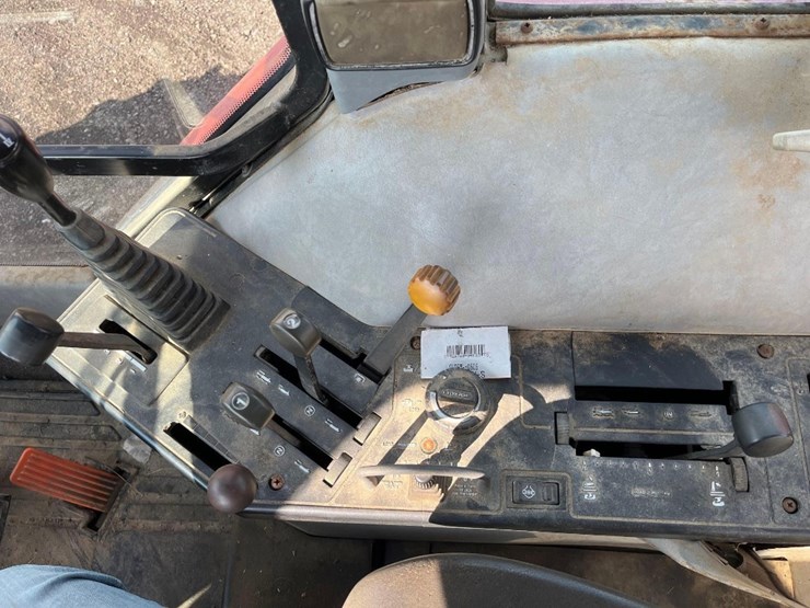 case-ih-5140-image-13