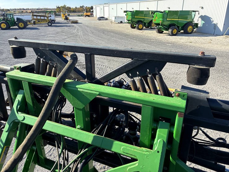 2014-john-deere-4830-image-79