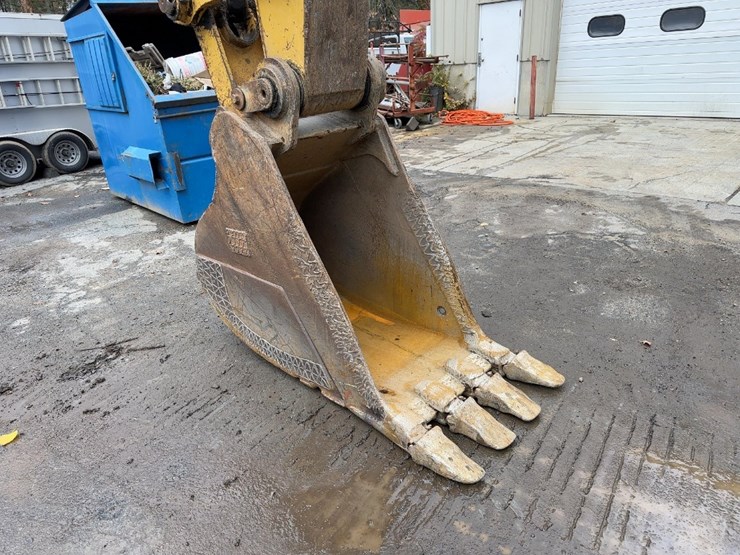 2008-caterpillar-330dl-hydraulic-excavator-image-12