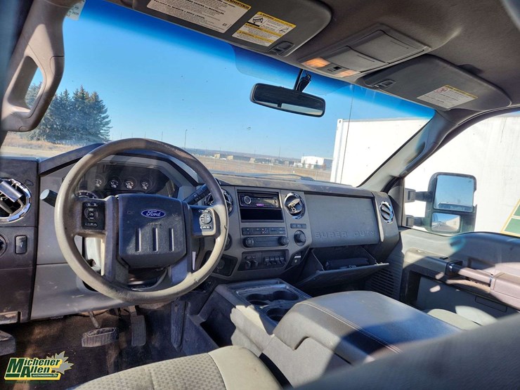 2011-ford-f250-image-15