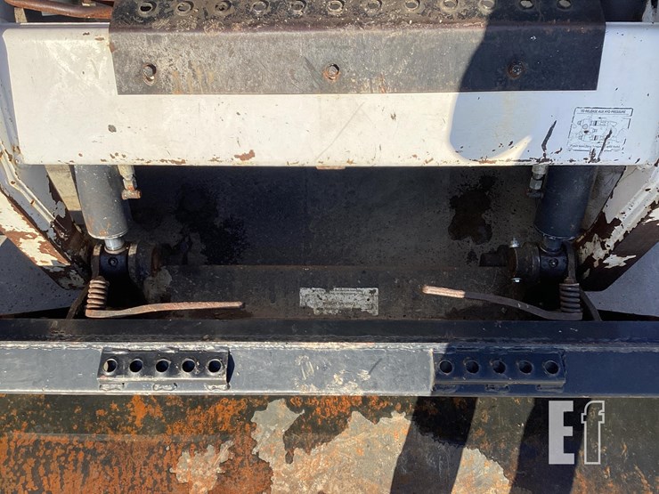 2006-bobcat-t190-image-10