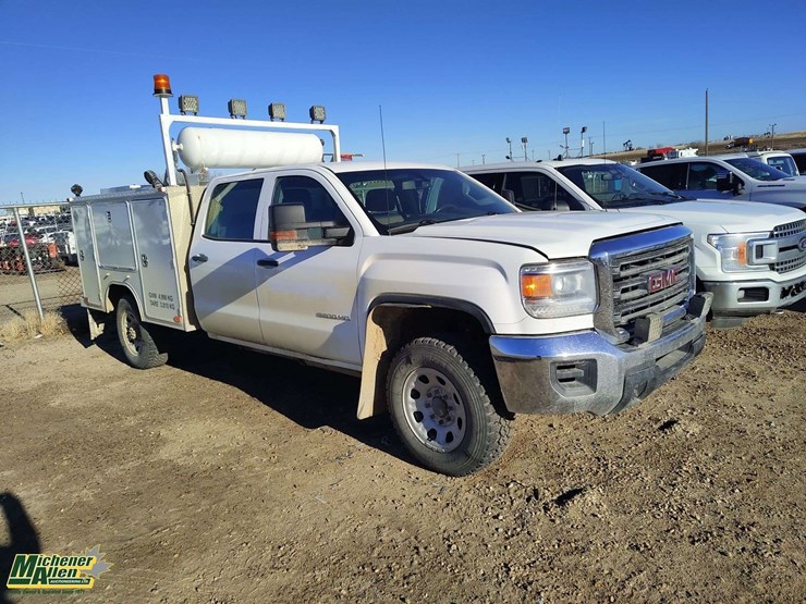 2016-gmc-sierra-3500hd-image-12