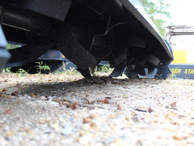 #5105-•-2025-wolverine-hyd-rotary-tiller-attachment-image-3