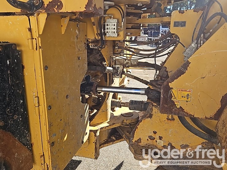 2017-caterpillar-966m-image-41