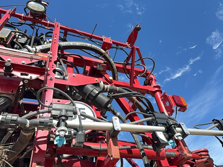 2023-case-ih-4350-patriot--sprayer-image-73