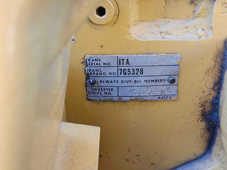 1980-caterpillar-627b-push-pull-scraper-image-44