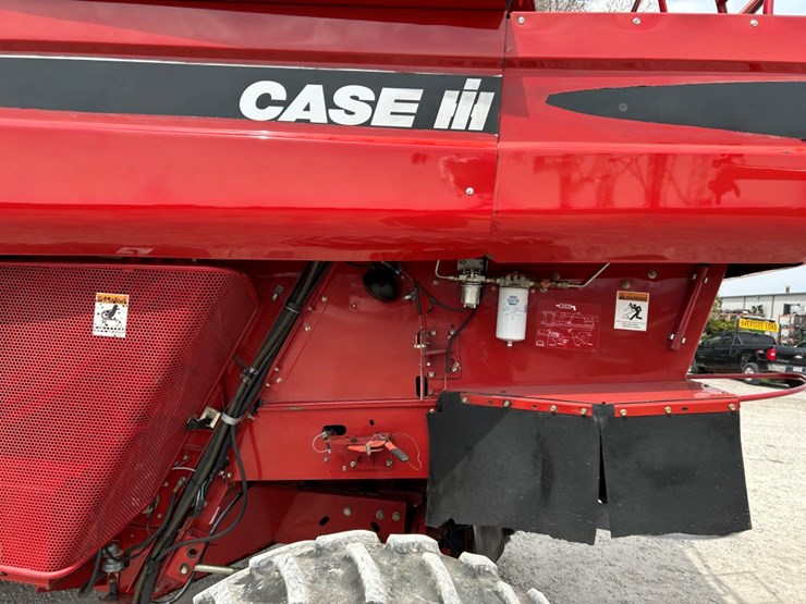 2006-case-ih-2388-image-13