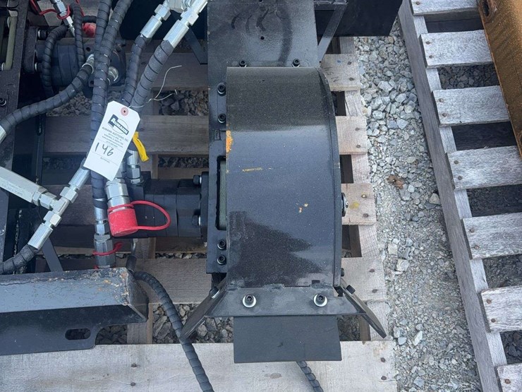 mini-skid-steer-stump-grinder-image-8