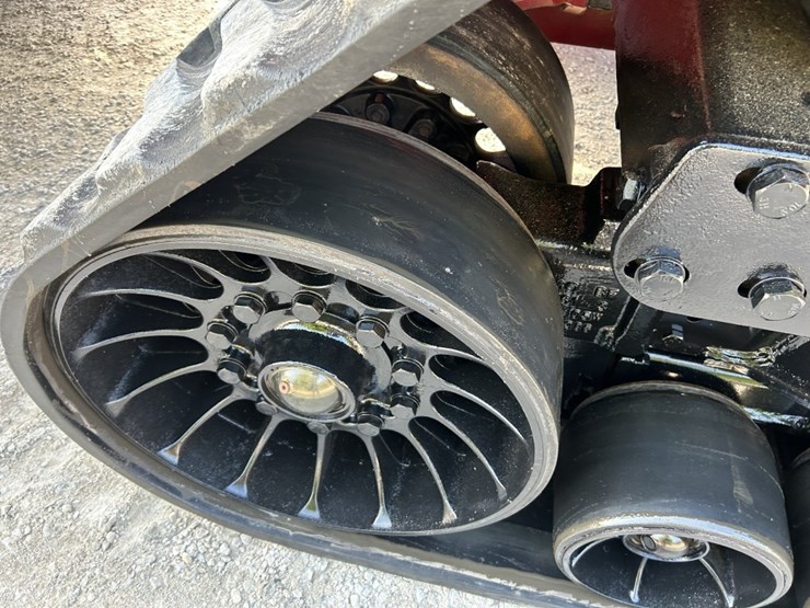 2013-case-ih-steiger-550-hd-image-41