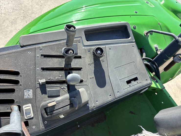 2007-john-deere-6215-image-55