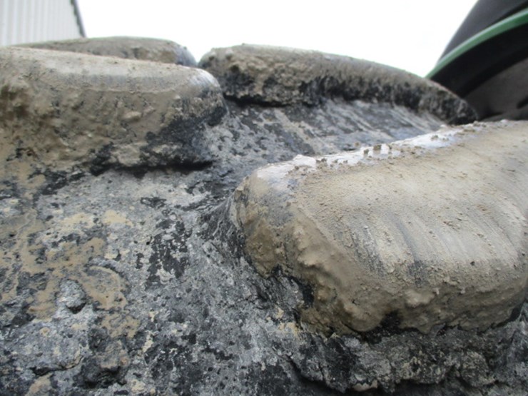 2017-john-deere-9570r-image-73